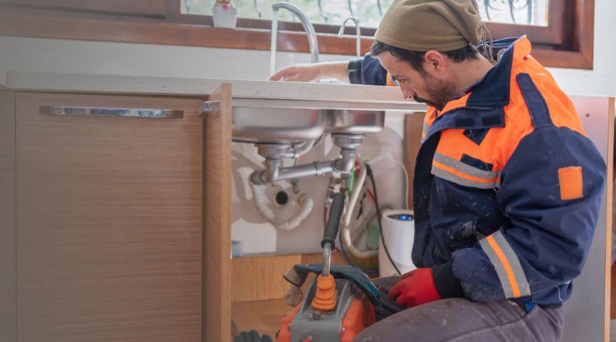 Local annual plumbing maintenance in Higgins, TX